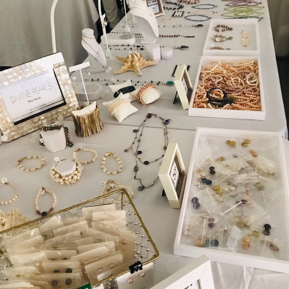 White trío ❤️ - Picture 6 of 8